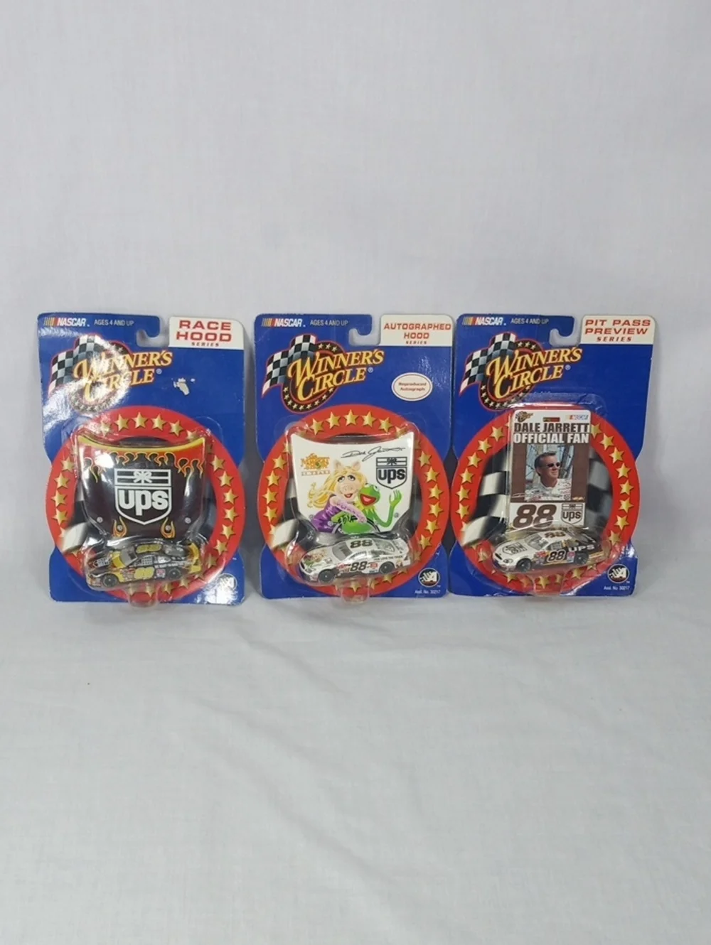 Winners Circle Dale Jarrett #88 UPS Die-Cast Car Lot